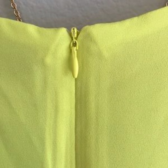 Rose & Olive Bright Green Cami - Picture 4 of 4